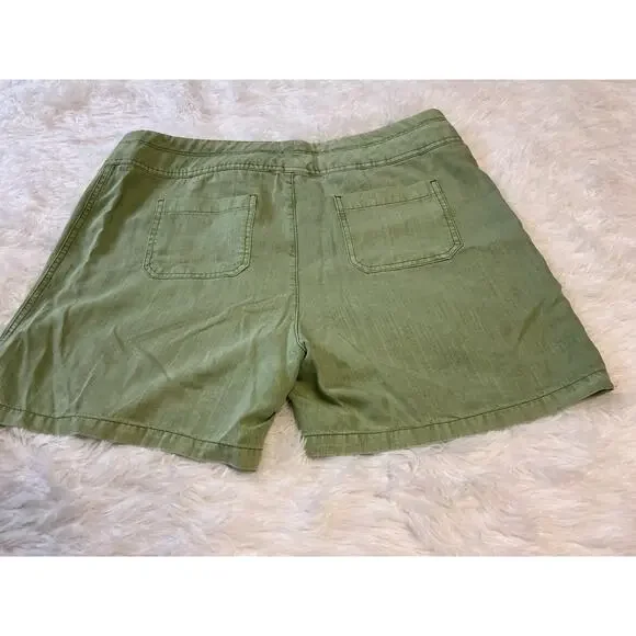 Sundance Women’s Lightweight Shorts Size Large - Picture 5 of 9